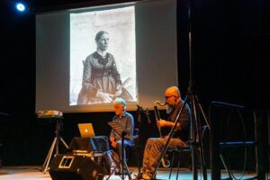 Concerto, il teatro in posa a Comiso