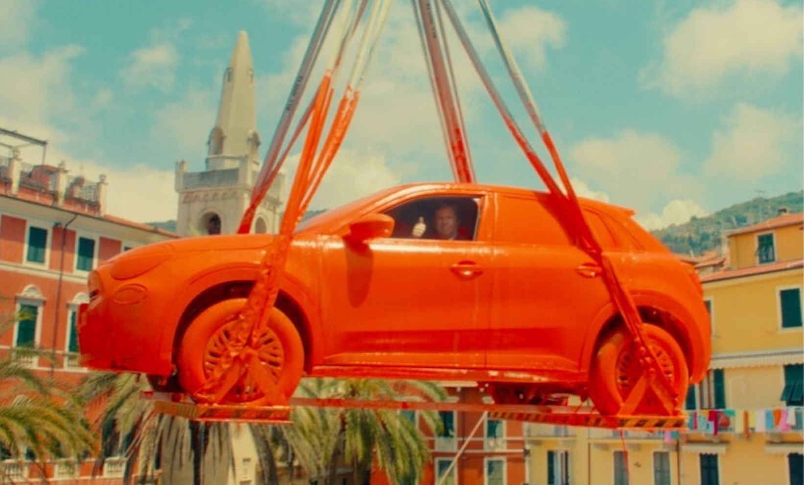 Fiat: non faremo mai più auto grigie. Arriva l’arancio Sicilia