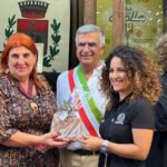 Giarratana, premiata cipolla di 3 chili d 300 grammi
