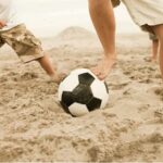 Tranquilli, una pallonata in faccia nelle spiagge ragusane vi arriva