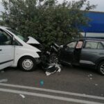 Pozzallo, scontro fra auto e pulmino, 8 feriti, grave donna, elisoccorsa