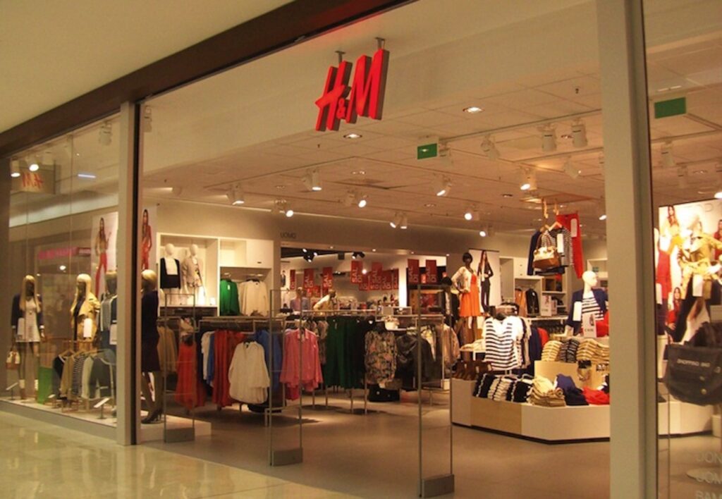 Chiude H&M a Modica