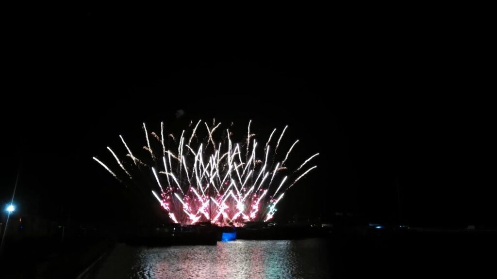 Addio all'estate a Marina di Ragusa, perch&egrave; non un windsurf day?