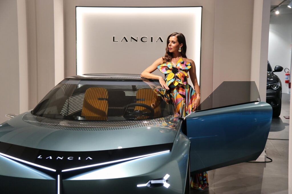 Lancia Pu+Ra HPE presentata in anteprima a Palermo