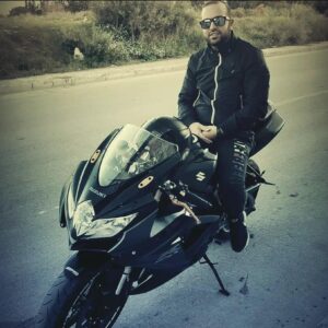 Fabio Vita si è schiantato con la moto contro un new jersey