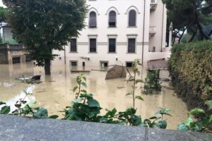 Alluvione Livorno, ex sindaco Nogarin condannato a 3 anni