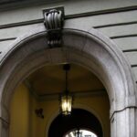 Mediobanca, in tre mesi l'utile vola a 351 milioni (+34%)