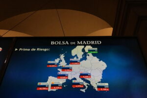 Lo spread tra Btp e Bund chiude in calo a 197 punti