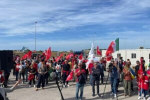 Migranti: manifestazione a Pozzallo, chiudere i Cpr