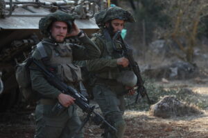 Israele aumenta le truppe a Gaza per allargare operazione