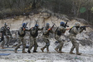 Kiev, bilancio soldati russi uccisi sfiora quota 300mila
