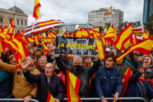 Vox in piazza contro amnistia a catalanisti, in 100mila a Madrid
