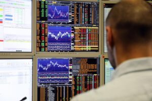 Lo spread tra Btp e Bund in avvio in rialzo a 200 punti