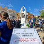 A Siculiana inaugurato monumento alla pace e all'accoglienza