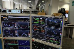 Borsa: Europa tonica dopo l'inflazione, bene Milano e i Btp