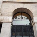 Borsa: Milano chiude in netto rialzo dell'1,77%