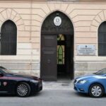 In casa 10mila euro e cocaina, arrestato e denunciata la moglie