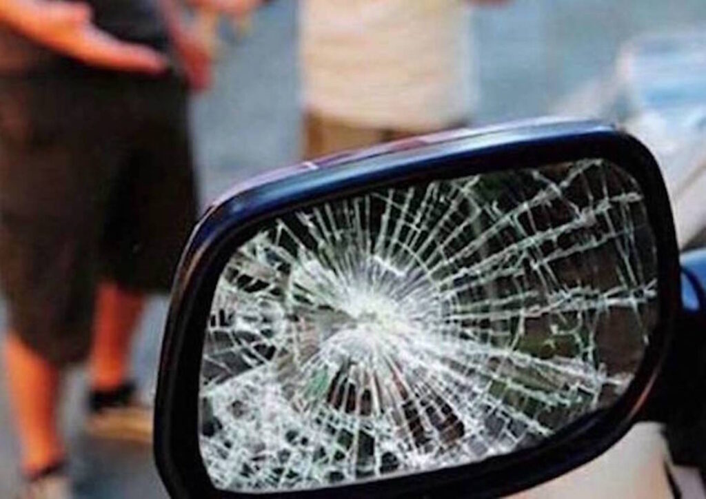 Truffa dello specchietto all'imbocco autostradale Pozzallo-Ispica