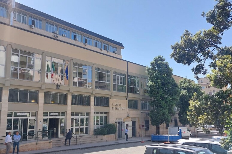 Caporalato, 16 indagati tra Caltanissetta ed Agrigento