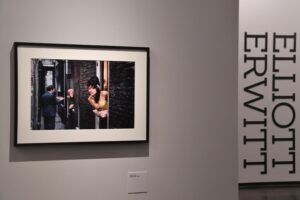 Ãˆ morto a 95 anni il grande fotografo Usa Elliott Erwitt