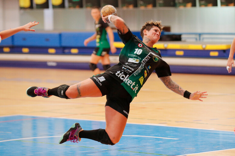 Pallamano: Serie A1, Dossobuono-Handball Erice 23-31