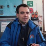 Don Ferrari, i migranti e l'inchiesta di Ragusa