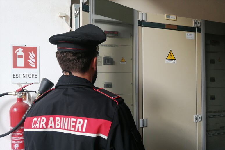 Furto di energia, denunciate 18 famiglie a Palermo
