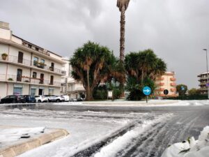 15 dicembre, intensa grandinata a Ragusa