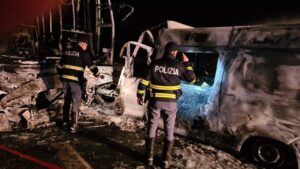 Ambulanza contro bus, è strage in galleria: 4 morti, chi sono le vittime