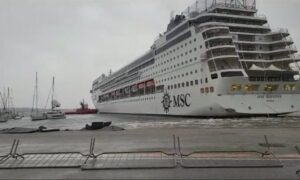Tromba d'aria a Siracusa, nave rompe gli ormeggi in porto
