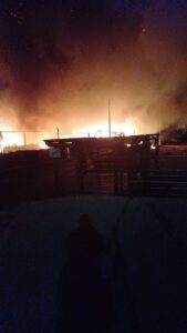 Un incendio ha distrutto il Lido Sud a Marina di Modica
