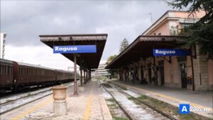 Treni, il rapporto Pendolaria 2024: "Da Trapani a Ragusa servono 13 ore"