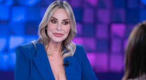 Stefania Orlando: «Non mi aspettavo la fine del matrimonio con Simone"