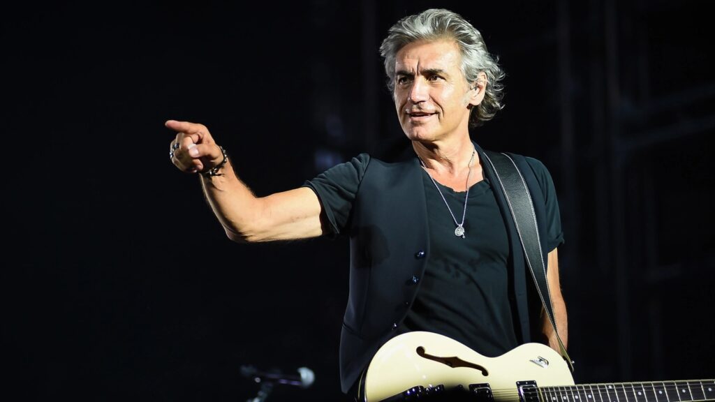 Ligabue torna in teatro, tappe a Palermo e Catania