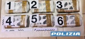 Moglie e marito con un milione di euro di cocaina presi da Polizia