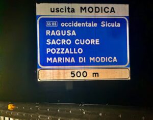Autostrada, c'è il Sacro Cuore, manca Scicli!