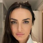 Arisa ad Acate, esibizione piano e voce