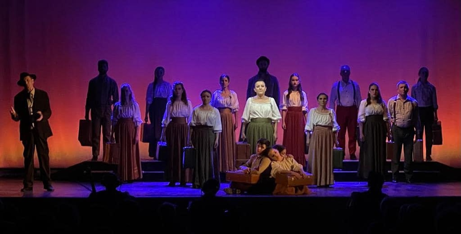 Il musical La Spartenza in teatro a Comiso