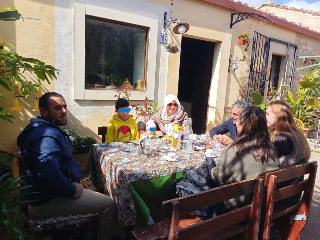 Concerto di musica celtica per la famiglia Tamer, rifugiati siriani