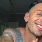 Il cantante neomelodico Angelo Famao in concerto a Scicli