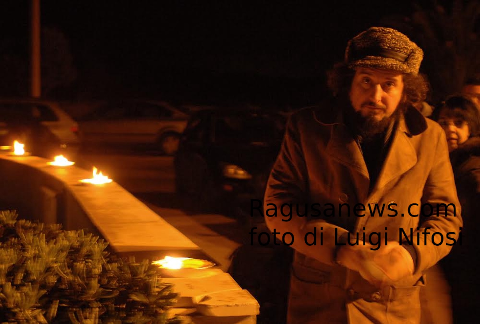 Capossela: “Ai funerali si arriva sempre in ritardo”