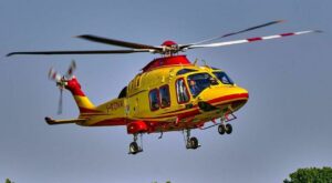 Carambola di auto: sei feriti, uno trasportato in elicottero a Catania