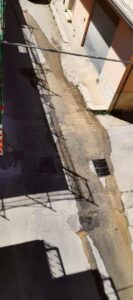 Lo spreco di acqua in via Toscanini a Modica