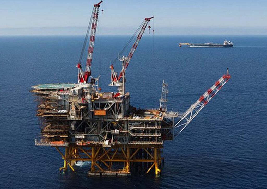 Venduta la piattaforma vega al largo di Scicli