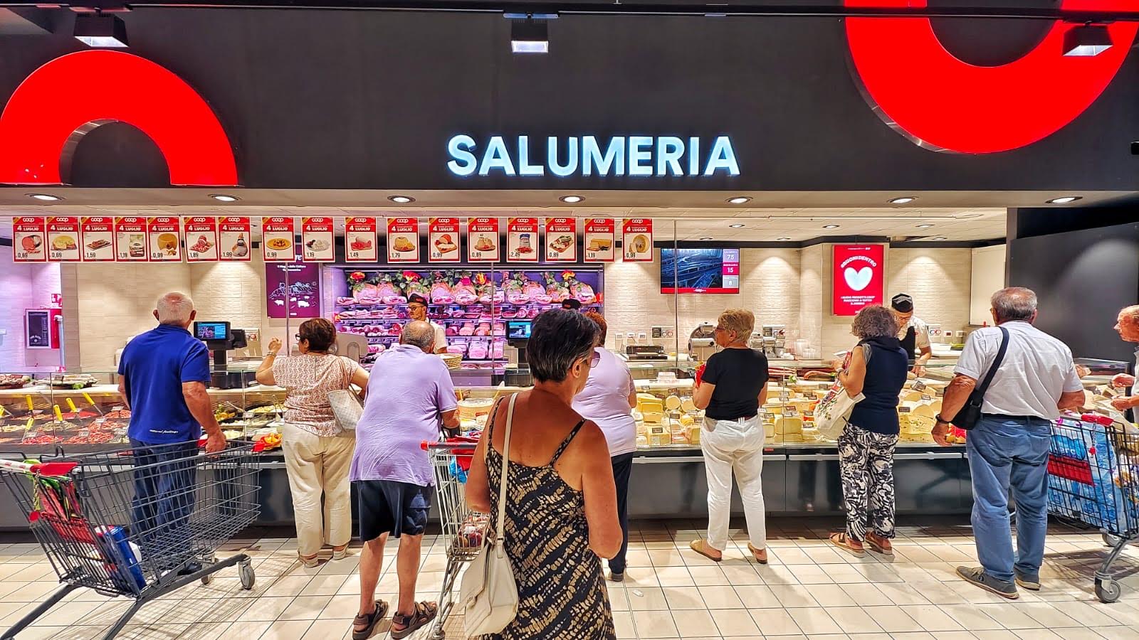 Riapre al Polo Commerciale di Modica Coop Radenza