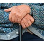 Modica, anziano di 70 anni, professione stalker