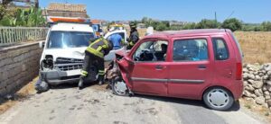 Scontro fra auto a Torre Cannata a Modica
