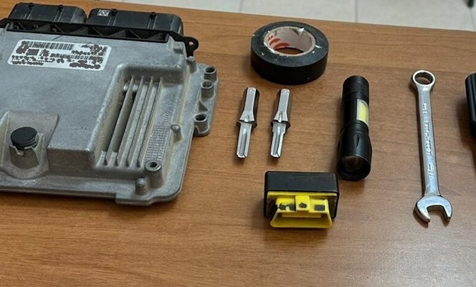 Ispica: stava per rubare auto con centralina manomessa, arrestato