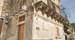 Ondata di furti a Modica bassa, presi di mira persino siti culturali