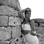 Gioia Nigro sfila nella scalinata della Cattedrale di Noto